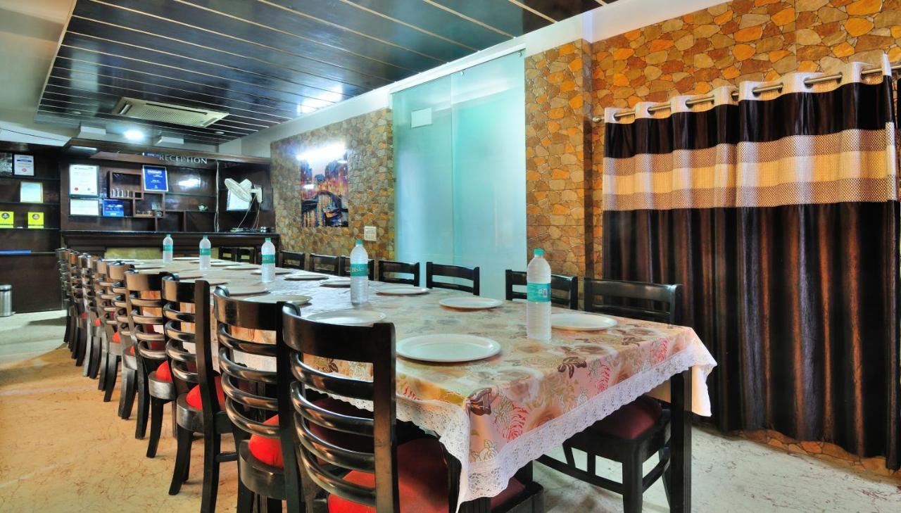The Bonlon Inn-Near Blk Hospital Δελχί Εξωτερικό φωτογραφία